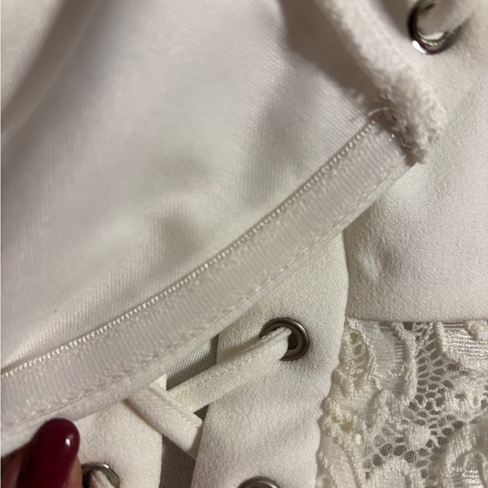 White Lace-Up Halter Bodysuit - Picture 6 of 15
